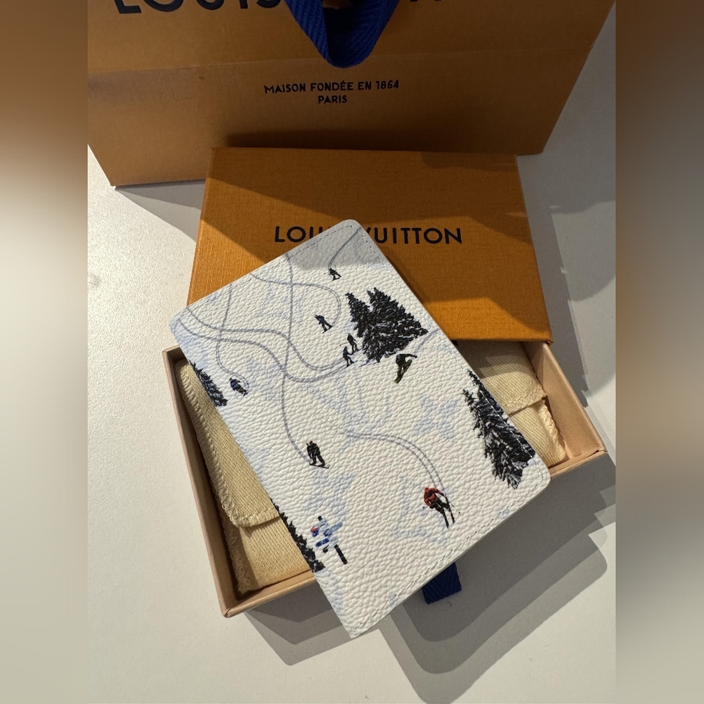 Louis Vuitton Pocket Organizer